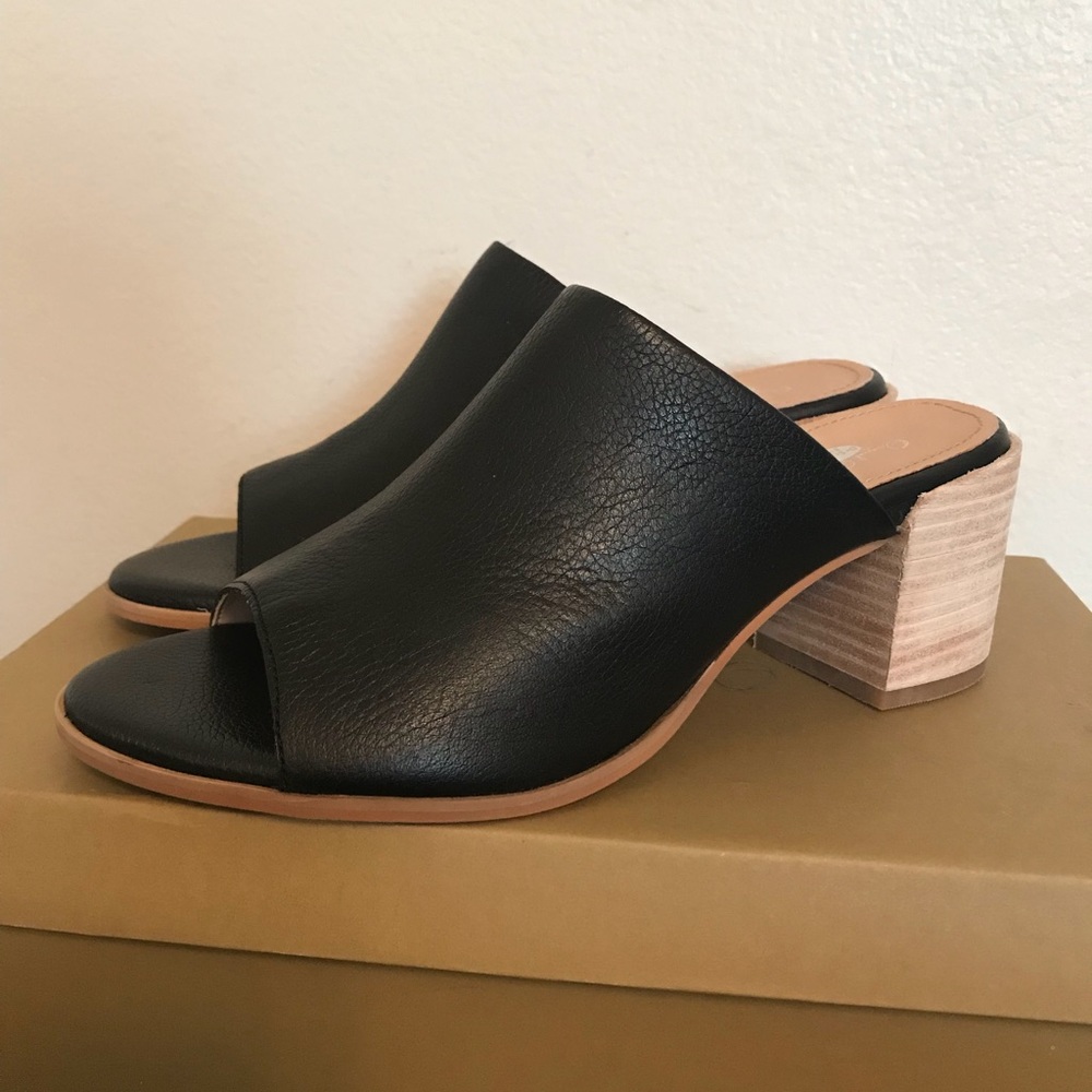 New Black Marlin Leather sandal.